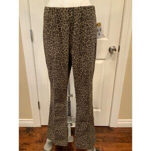 Ann Mashburn Faye Flare Cropped Pant Olive Leopard, Size L, NWT! $250